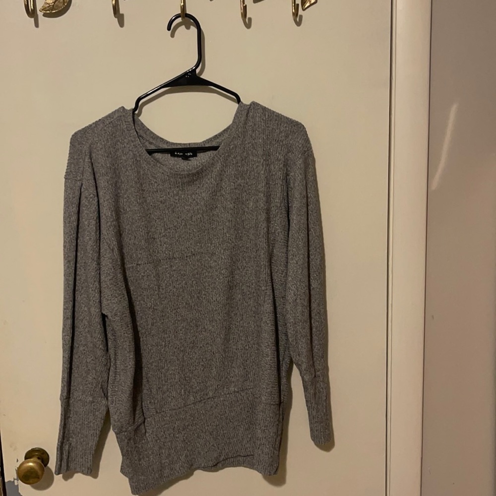 Express gray casual sweater. Great condition. Size Medium